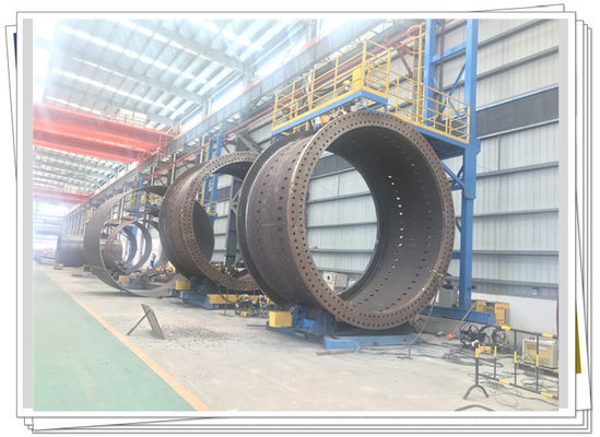 1000mm / Min Liftable Cantilever Welding Manipulator Dengan Traverse Bogie